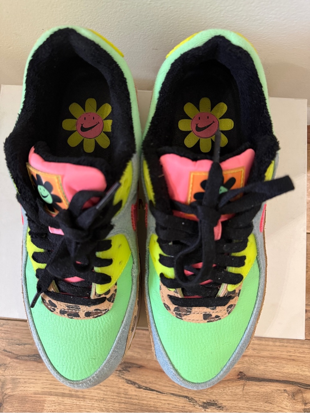 Nike Wmns Air Max 90 LX 'Illusion Green' Denim Leopard Sneakers - Size W 9/M 7.5 - Picture 10 of 11